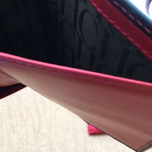 CH Carolina Herrera Men’s Wallet - Picture 8 of 9